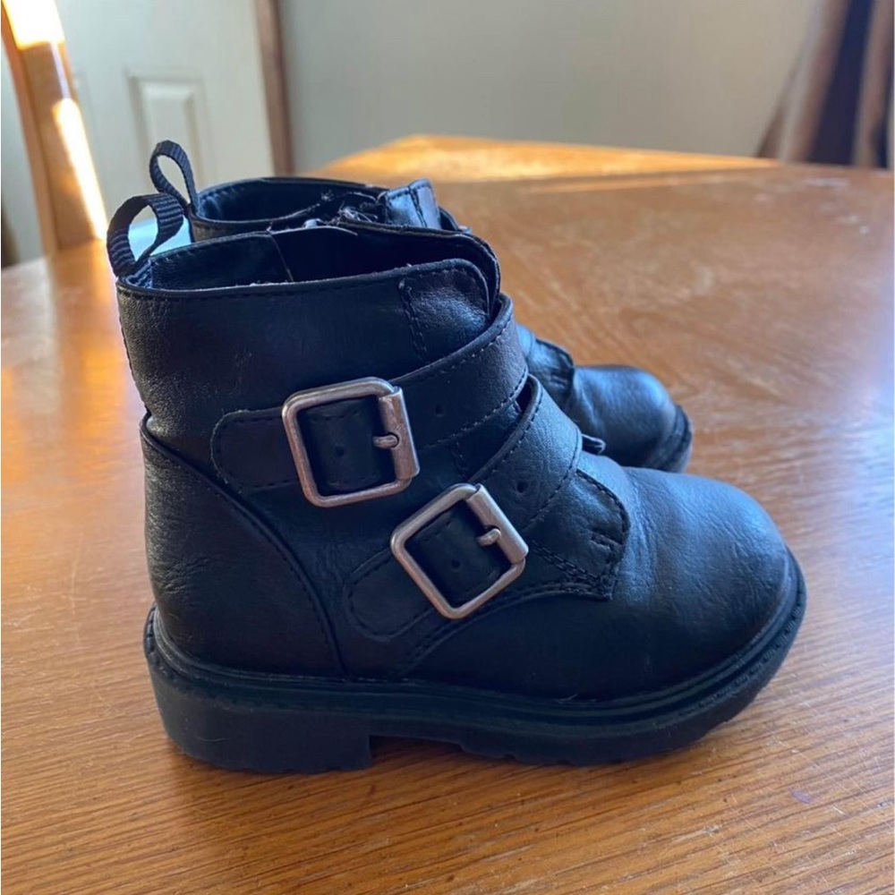 Cat & Jack toddler size 6 black boots